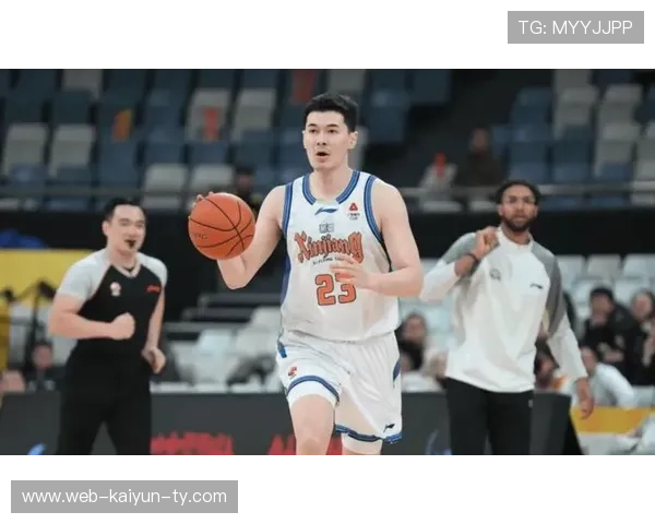 阿不都沙拉木空砍20分6篮板正负值+1再度延续稳定表现